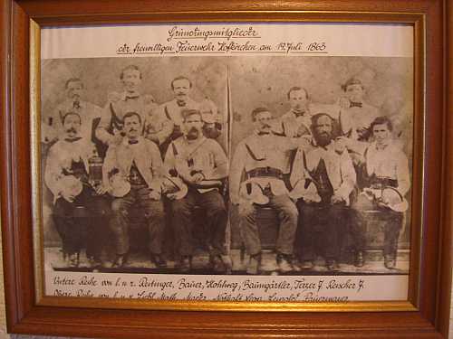 Gruppenfoto bei der Gründung